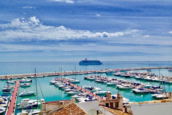 Three Bedroom Puerto Banus Penthouse 