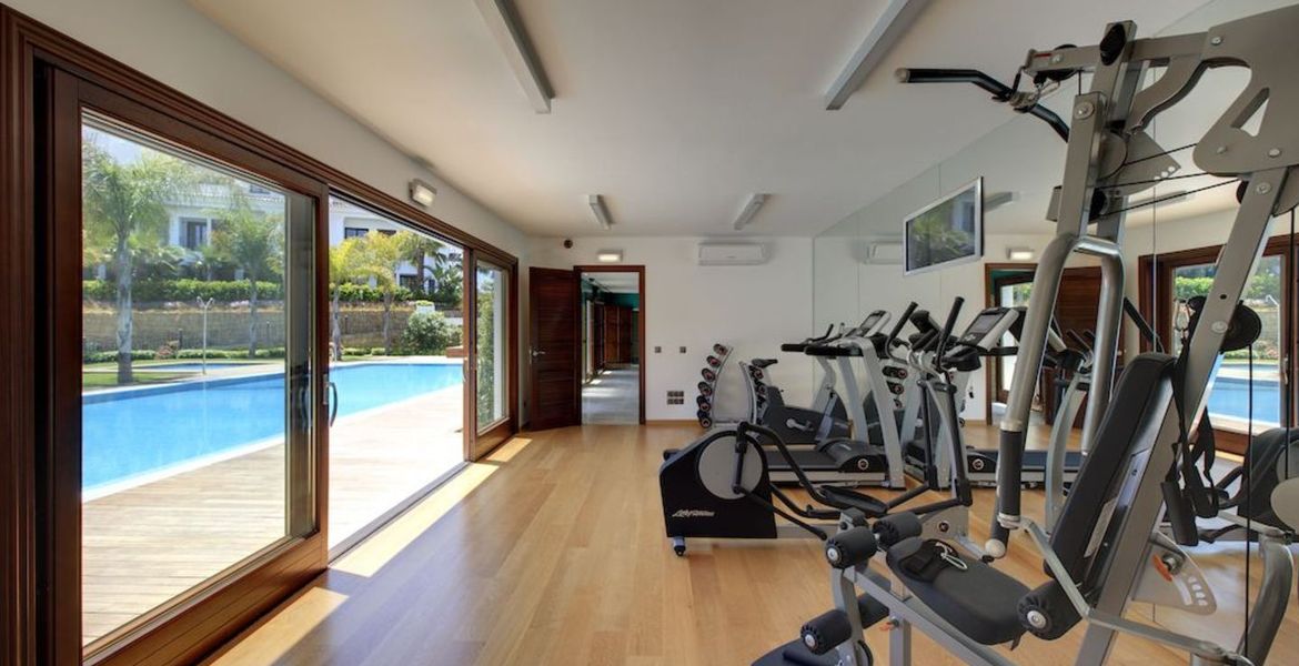 DONCELLA BEACH 2 BEDROOM APARTMENT