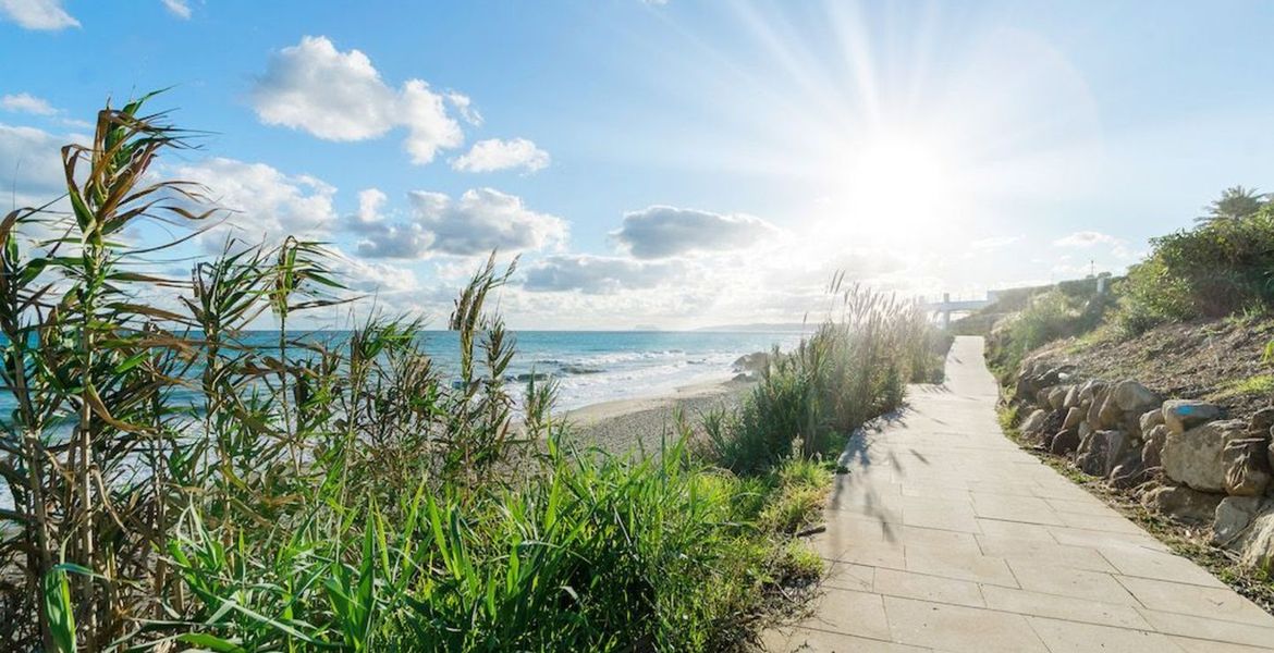 Apartments for rent at doncella beach