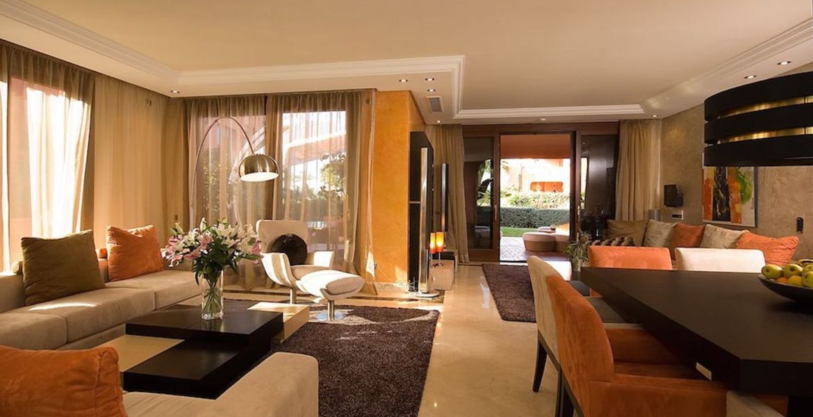 FIRST LINE OF THE SEA APARTMENT TORRE BERMEJA