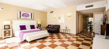 Villa close to the beach for rent in puerto banus