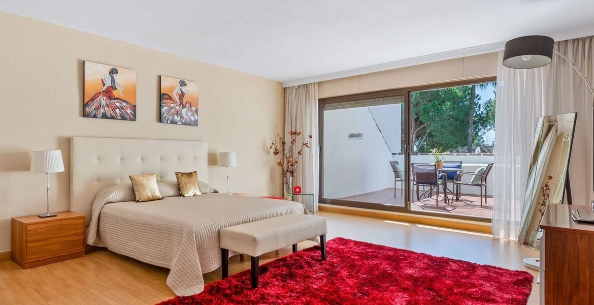 Villa for rent in puerto banus