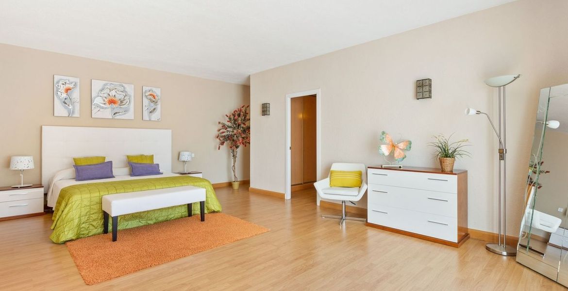 Villa for rent in puerto banus