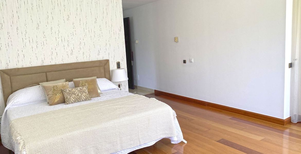 Apartment for Rent in Laguna Banus