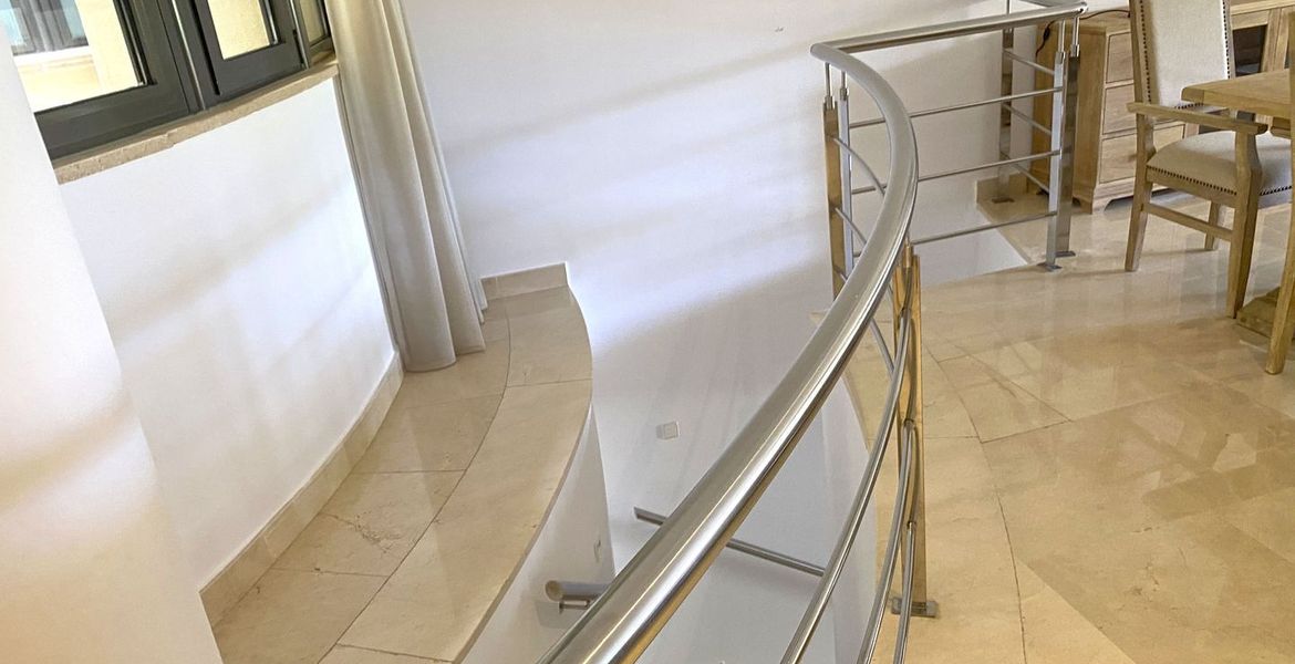 Apartment for Rent in Laguna Banus