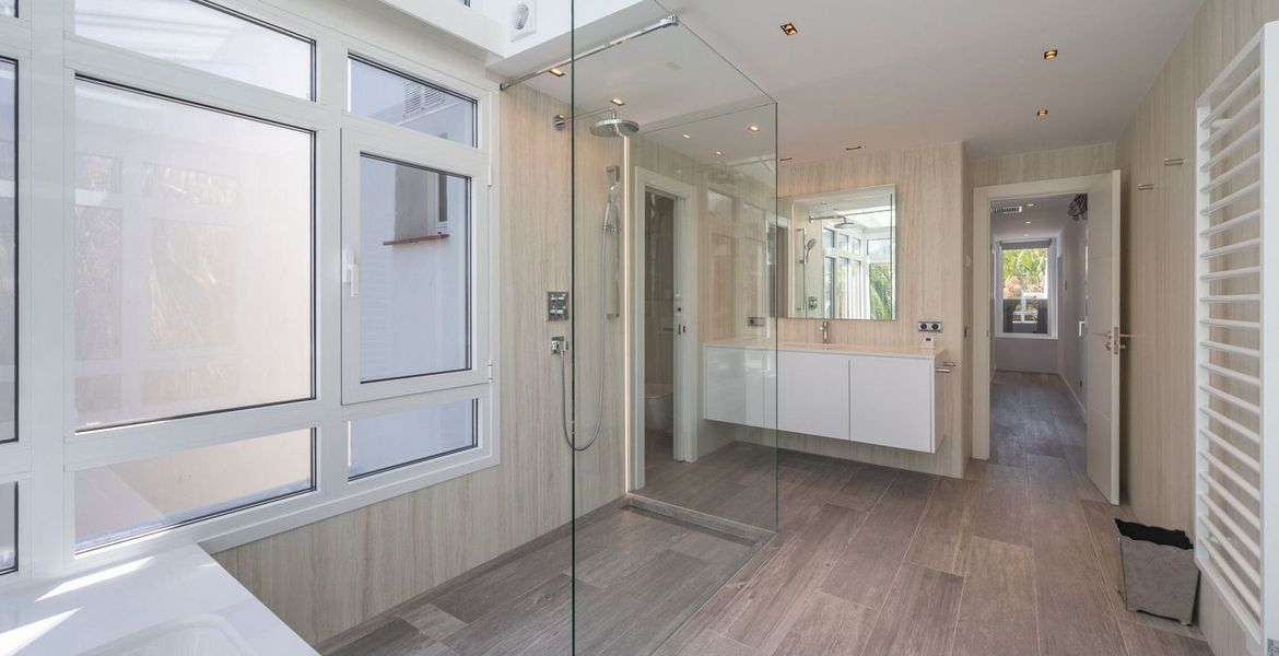 Duplex Penthouse in Puente Romano