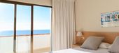 Apartment 4 bedrooms sea view front beach