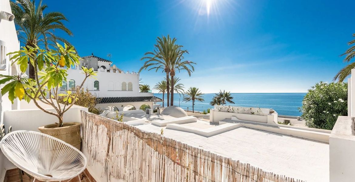 Beachside townhouse for rent