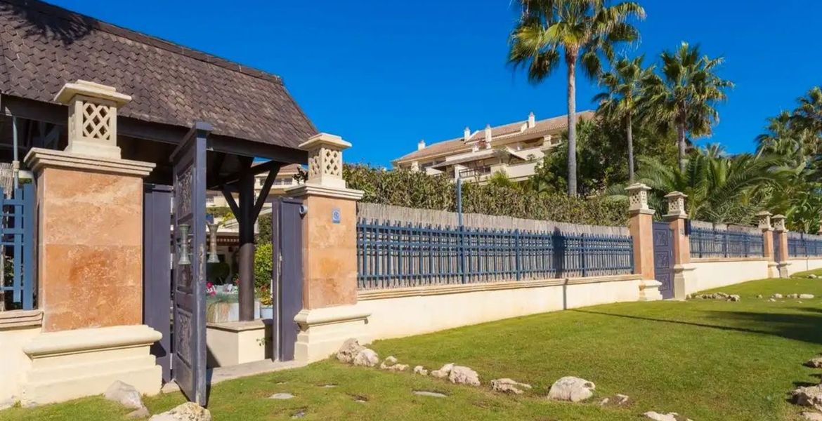 Luxury Chalet in Puerto Banus Marbella