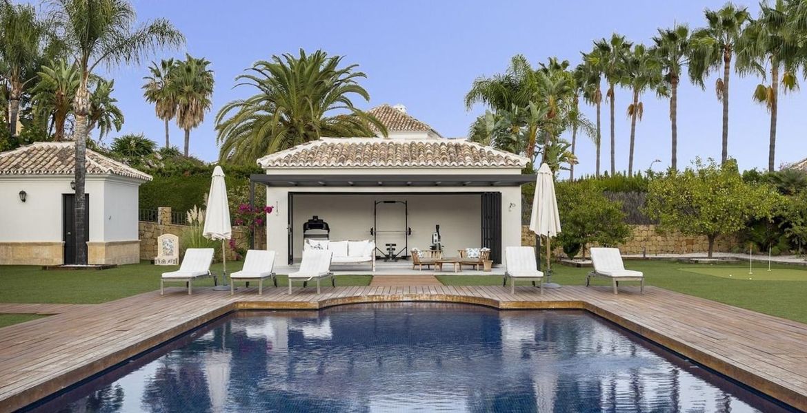 Villa in Estepona