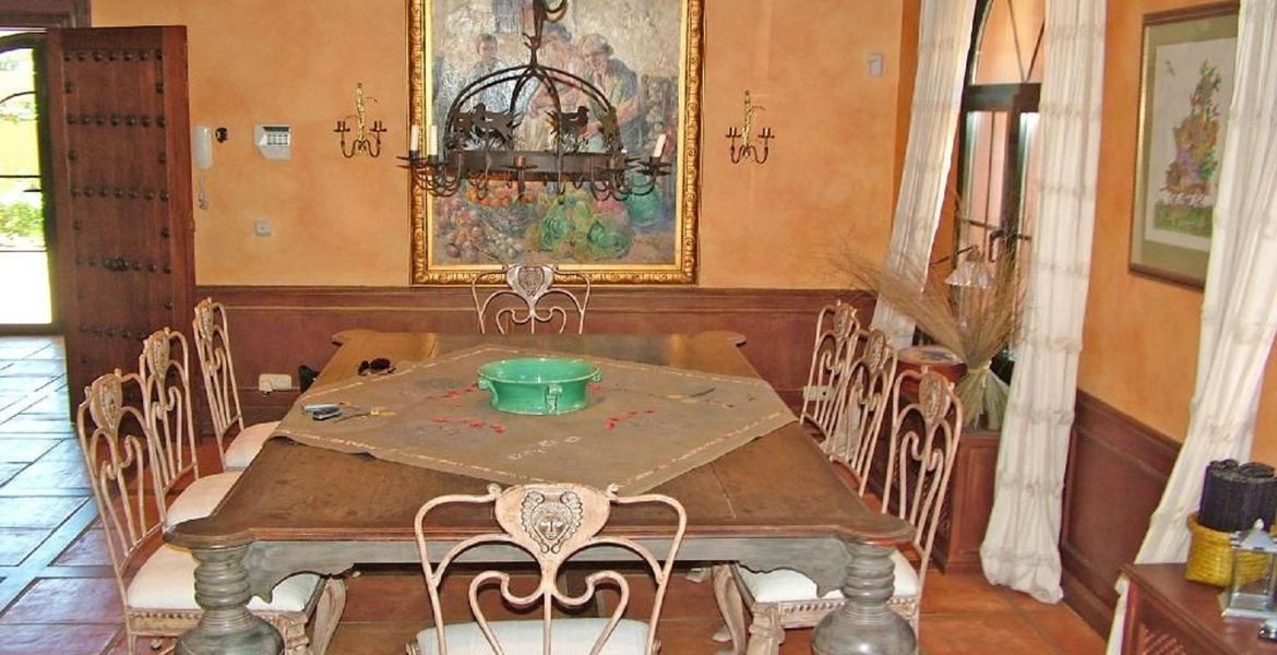 Luxury villa in Baja Guadalmina