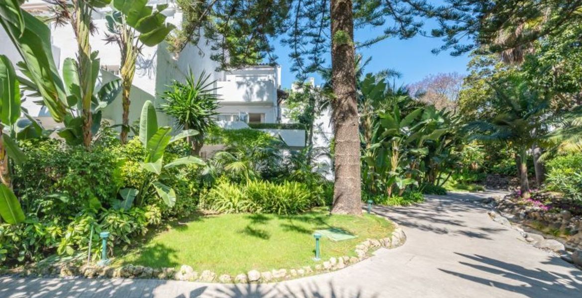 APARTMENT FOR RENT IN HOTEL PUENTE ROMANO
