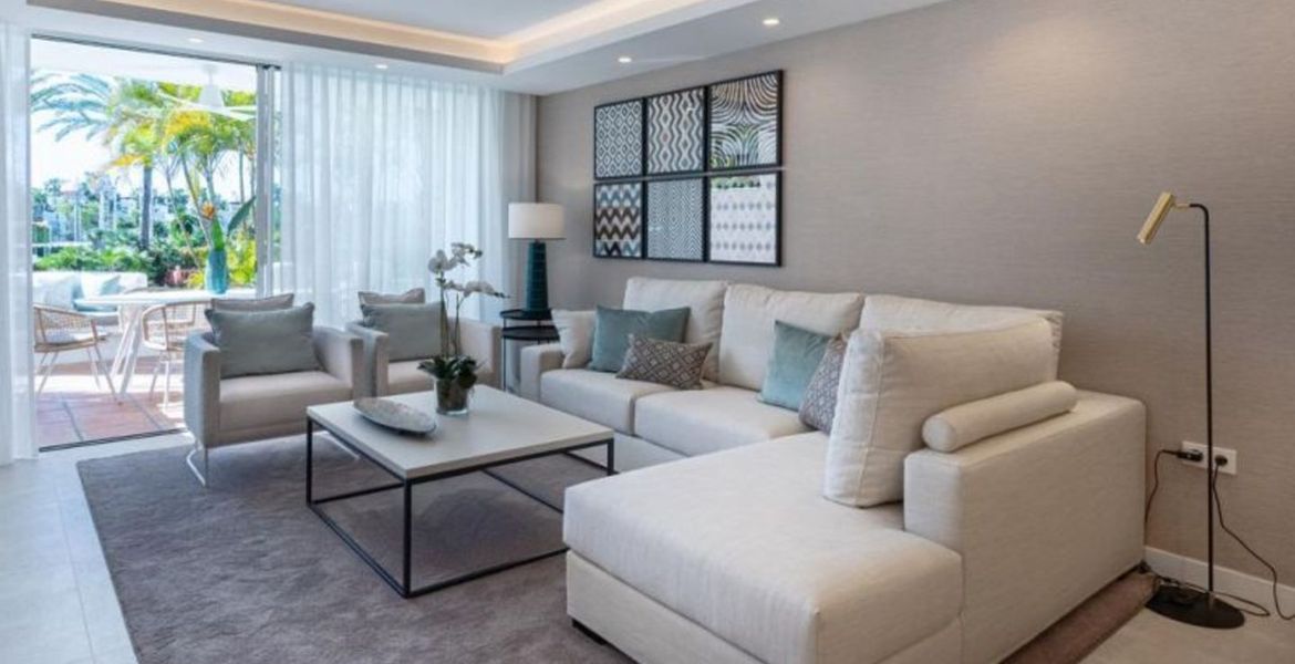 Apartment for rent in Marina Puente Romano