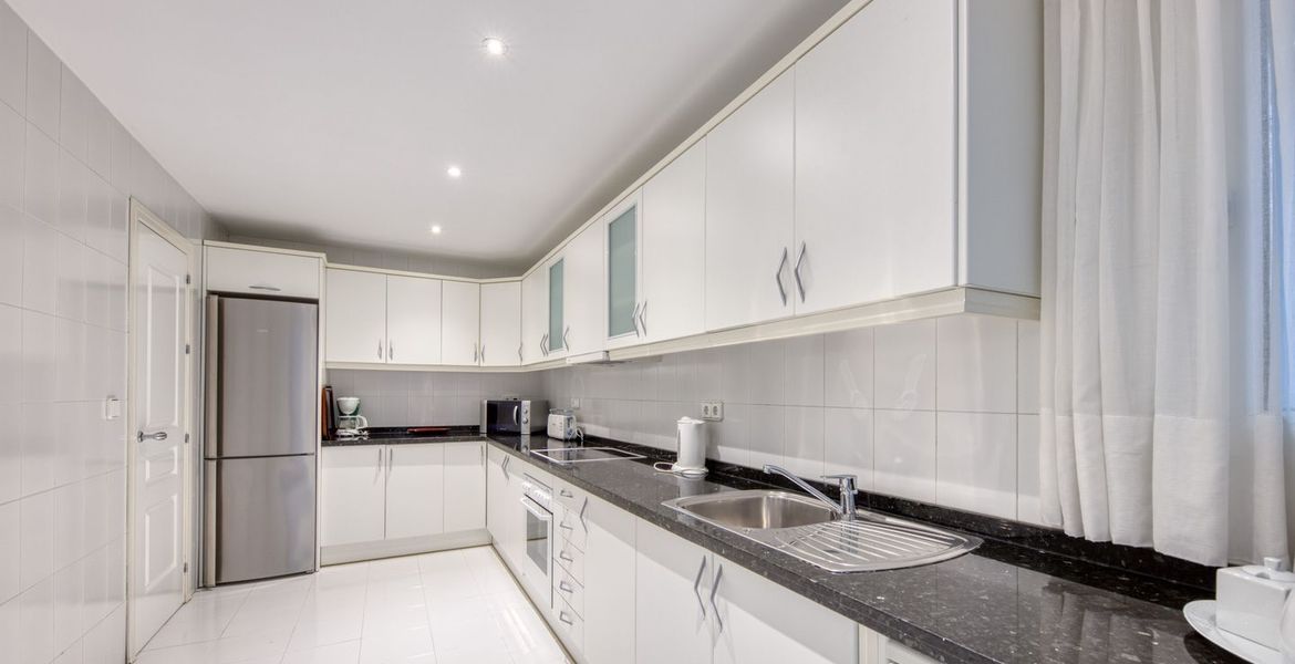 Apartment in Puerto Banus Playas del Duque