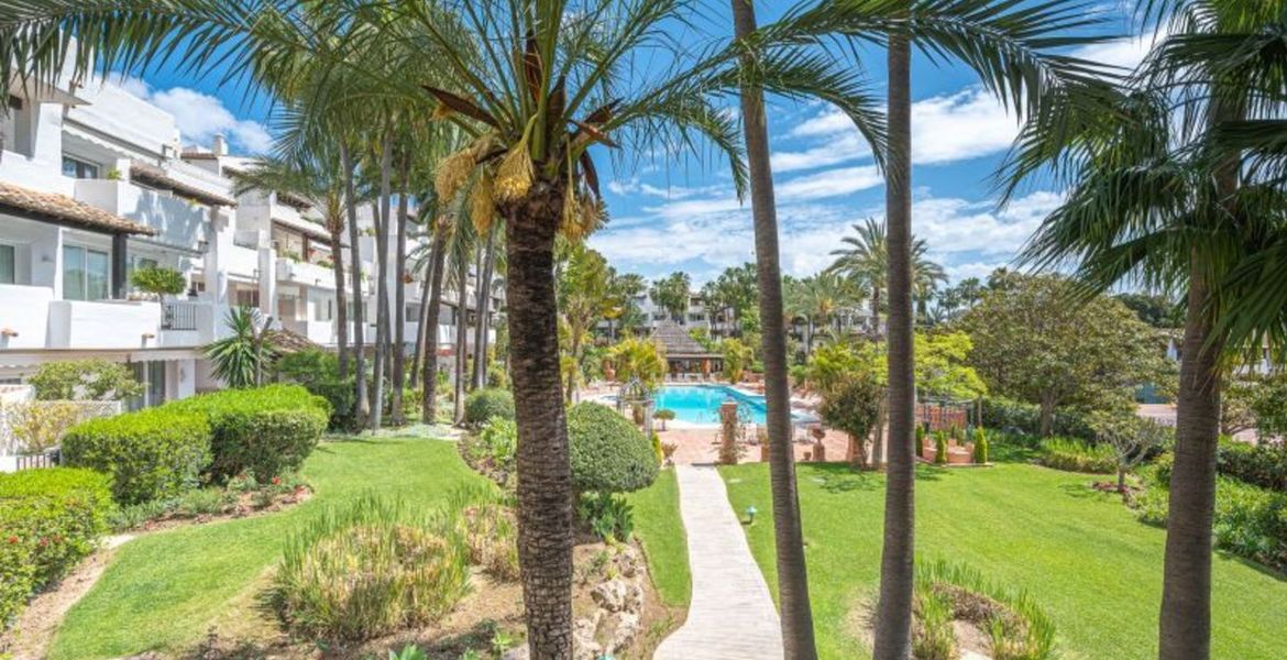 Apartment for rent in Marina Puente Romano Andalusian Garden