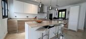 Villa in MARBELLA with 4 bedrooms and 4 bathrooms.