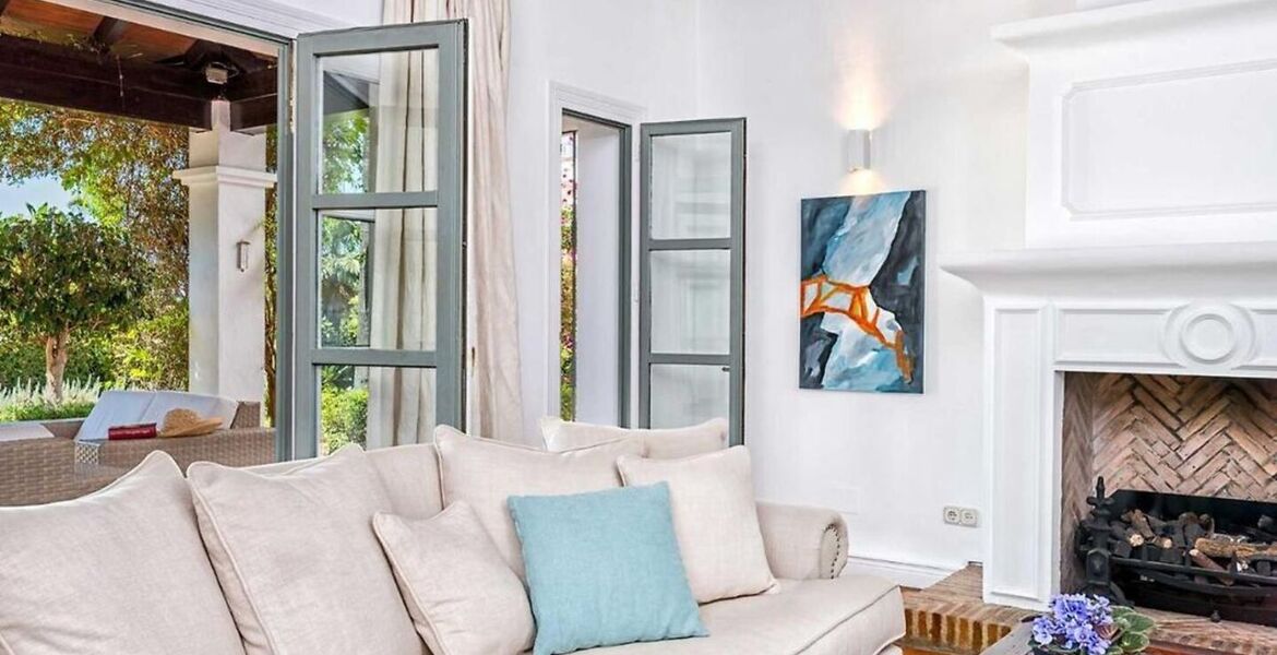 Marbella villa for rent offers accommodation with 500 sqm
