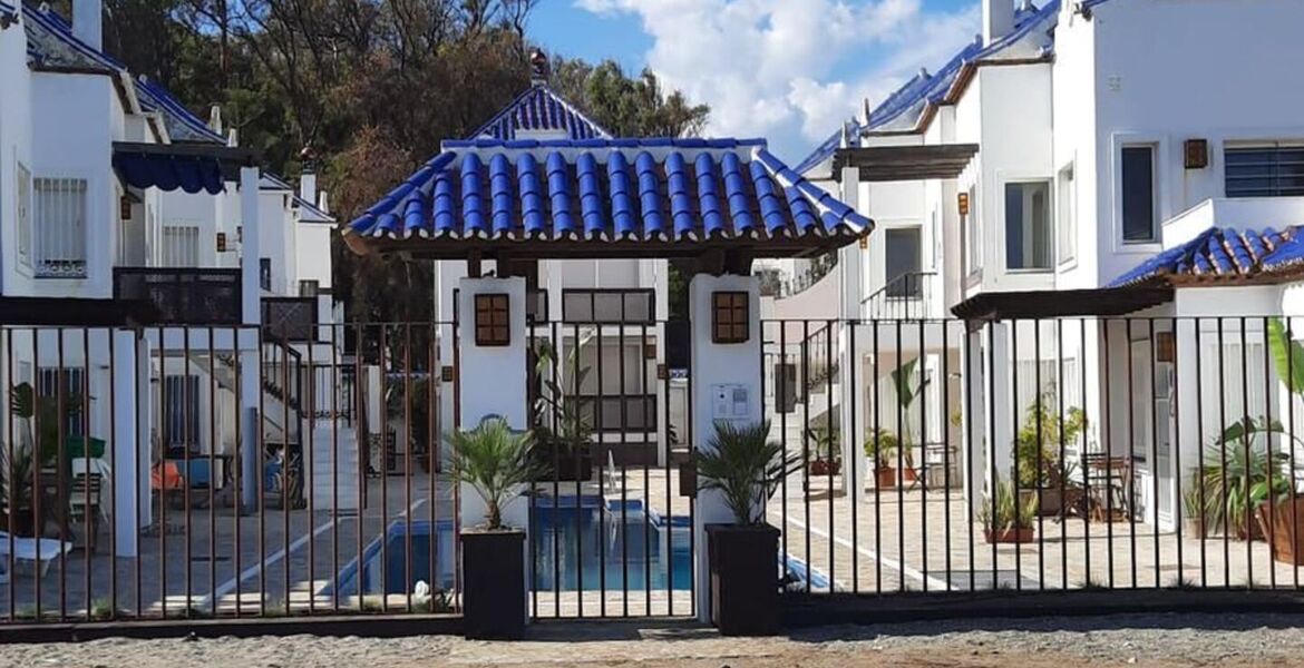 BUNGALOW BEACH FRONT MARBELLA