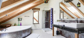 Fantastic villa with 6 bedrooms, 6 bathrooms and a wonderful