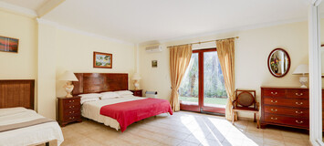 Fantastic villa with 6 bedrooms, 6 bathrooms and a wonderful