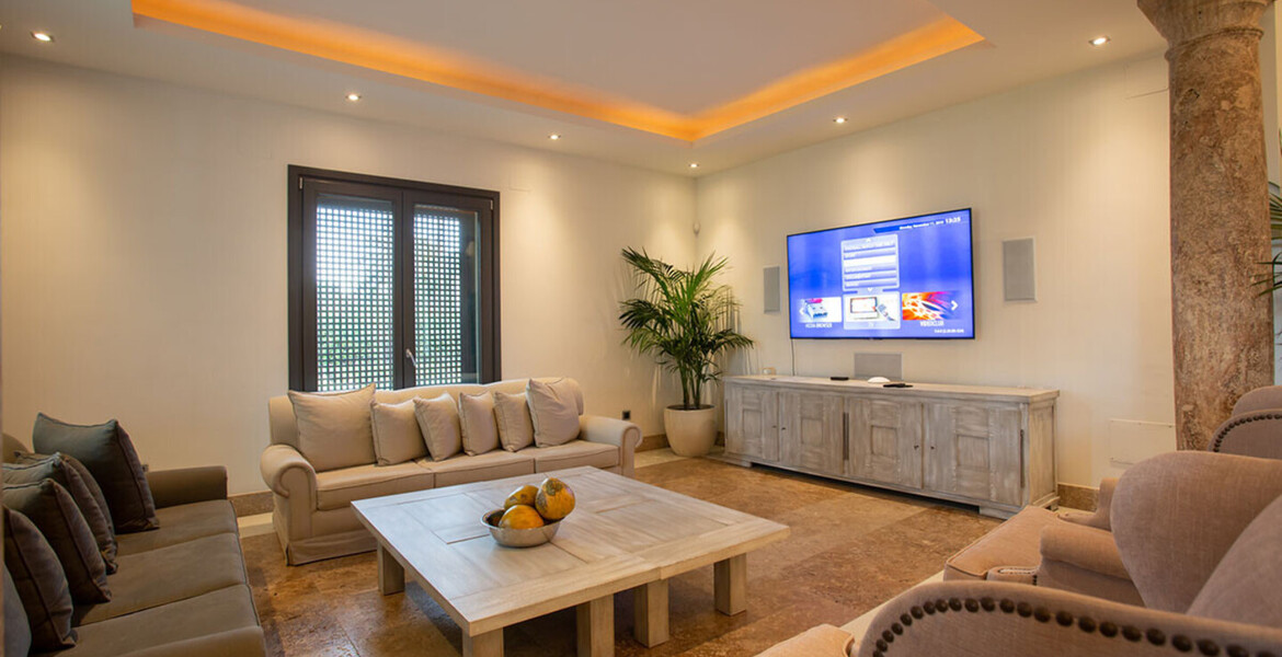 Fantastic and special sixteen bedroom villa, located in an u