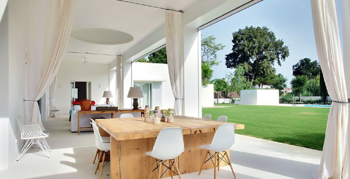 This wonderful house designed by the renowned architect Vale