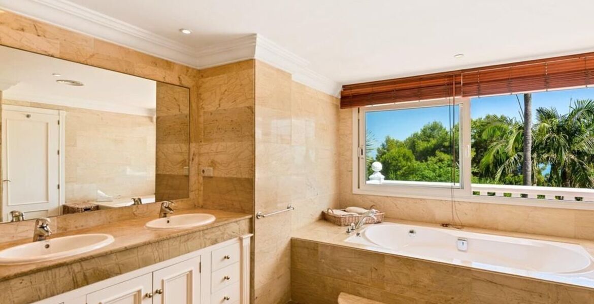 Villa for rental in Sierra Blanca