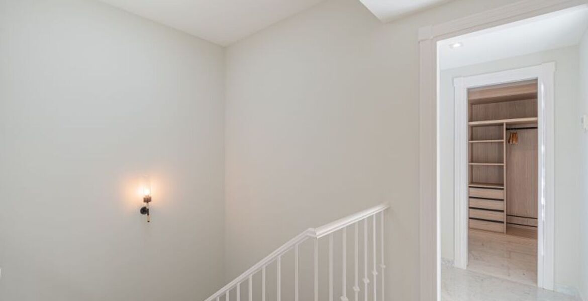 Penthouse duplex for rental in Marina Puente Romano Hotel