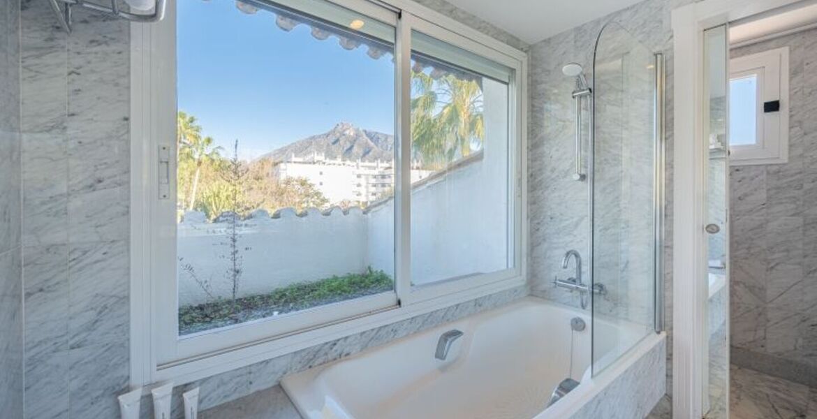 Penthouse duplex for rental in Marina Puente Romano Hotel