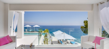 ​​​​​​​Recently refurbished stunning 6 bedroom Ibiza Villa 