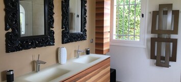 Luxury accommodation in Hyères, Provence-Alpes-Côte d'Azur, 