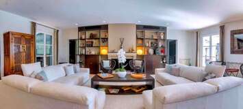 This Villa is part of Philippe Georges Gonnet exclusive port