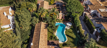 VILLA DE LUXE À MARBELLA  ENTRE PUENTE ROMANO ET MARBELLA CL
