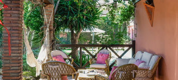 VILLA DE LUXE À MARBELLA  ENTRE PUENTE ROMANO ET MARBELLA CL