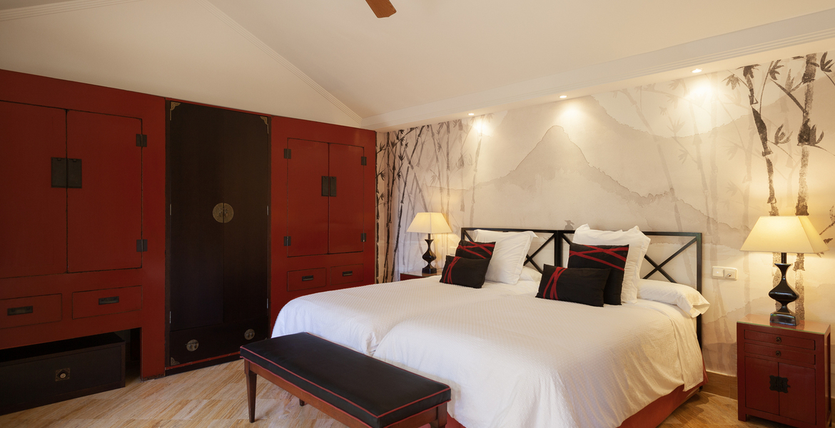 VILLA DE LUXE À MARBELLA  ENTRE PUENTE ROMANO ET MARBELLA CL