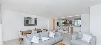 Apartment 4 bed beachfront Dominion Beach