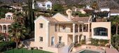 Villa with exceptional views