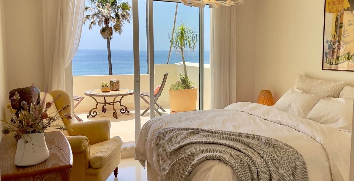 Beachfront townhouse in Estepona