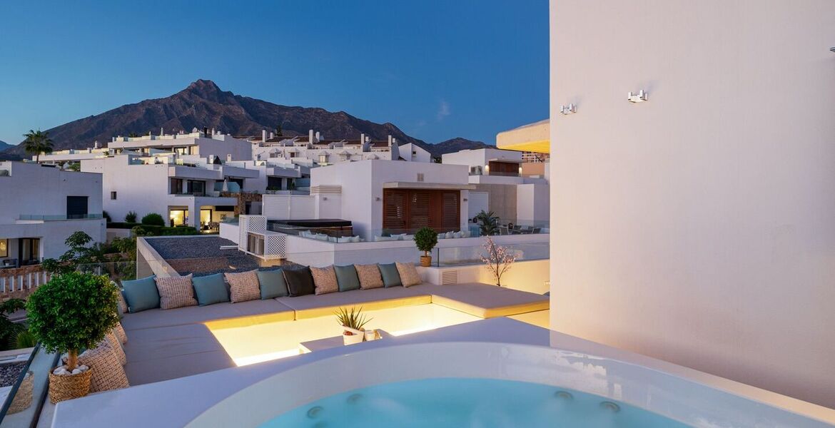 Stunning Townhouse on the Golden Mile