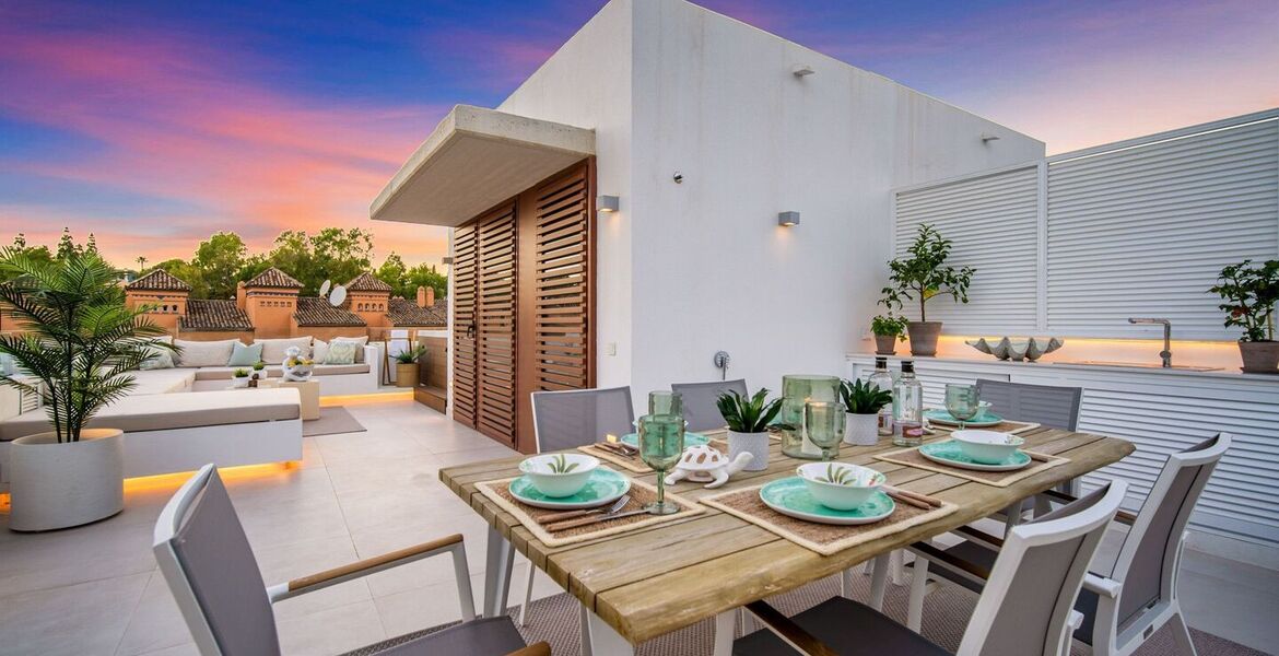 Townhouse on the Golden Mile