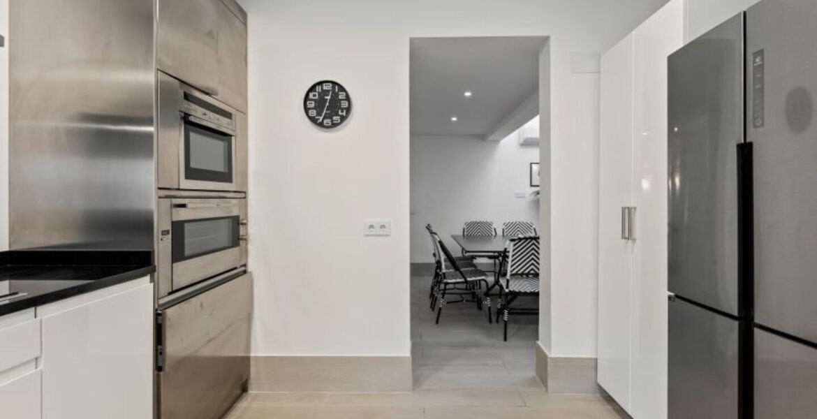 Six bedroom villa in golden mile