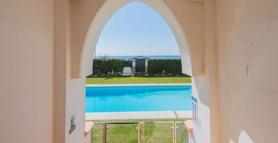 Frontline Beach apartment in Marbella