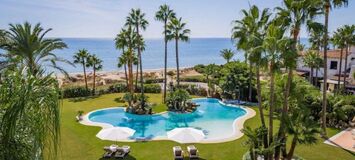 Beachfront Luxury Villa Los Monteros, Marbella