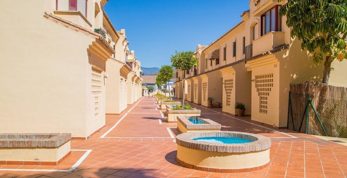 Luxurious 3 bedroom townhouse