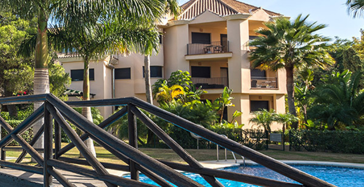 Penthouse for rent in Puerto Banus