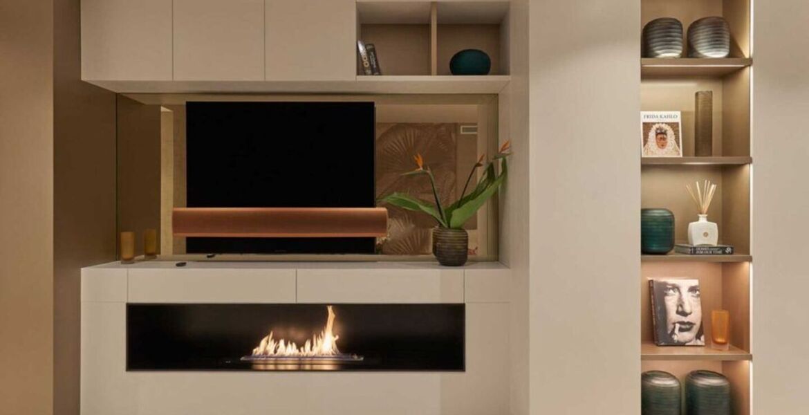Duplex apartment for rent in Golden Mile