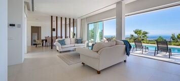Luxurious 4-bedroom Villa