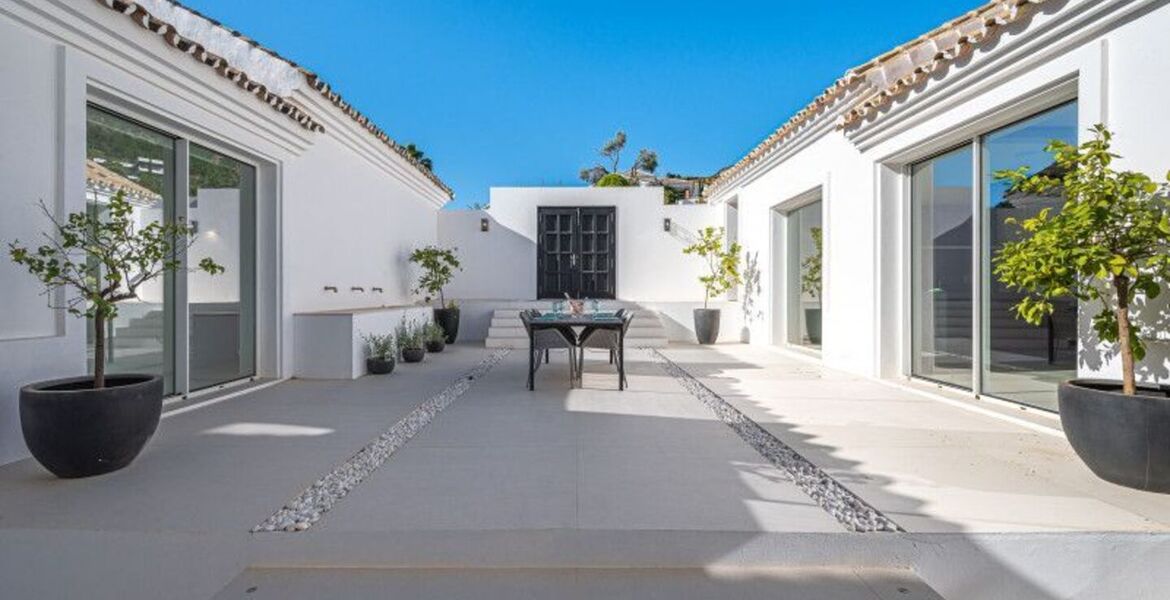 Luxurious 4-bedroom Villa