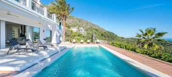 Luxurious 4-bedroom Villa