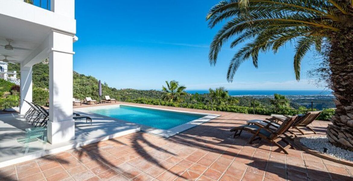 Luxurious 4-bedroom Villa